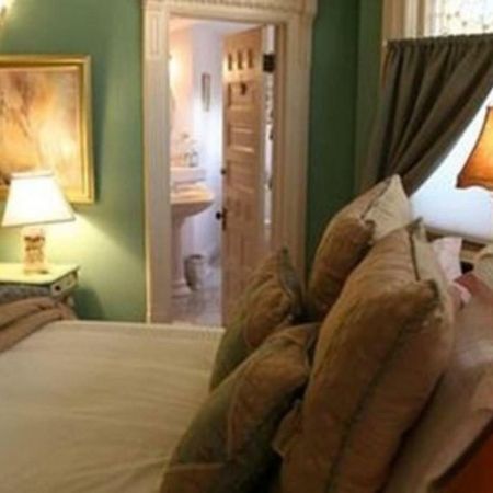מרינט M&M Victorian Bed And Breakfast מראה חיצוני תמונה